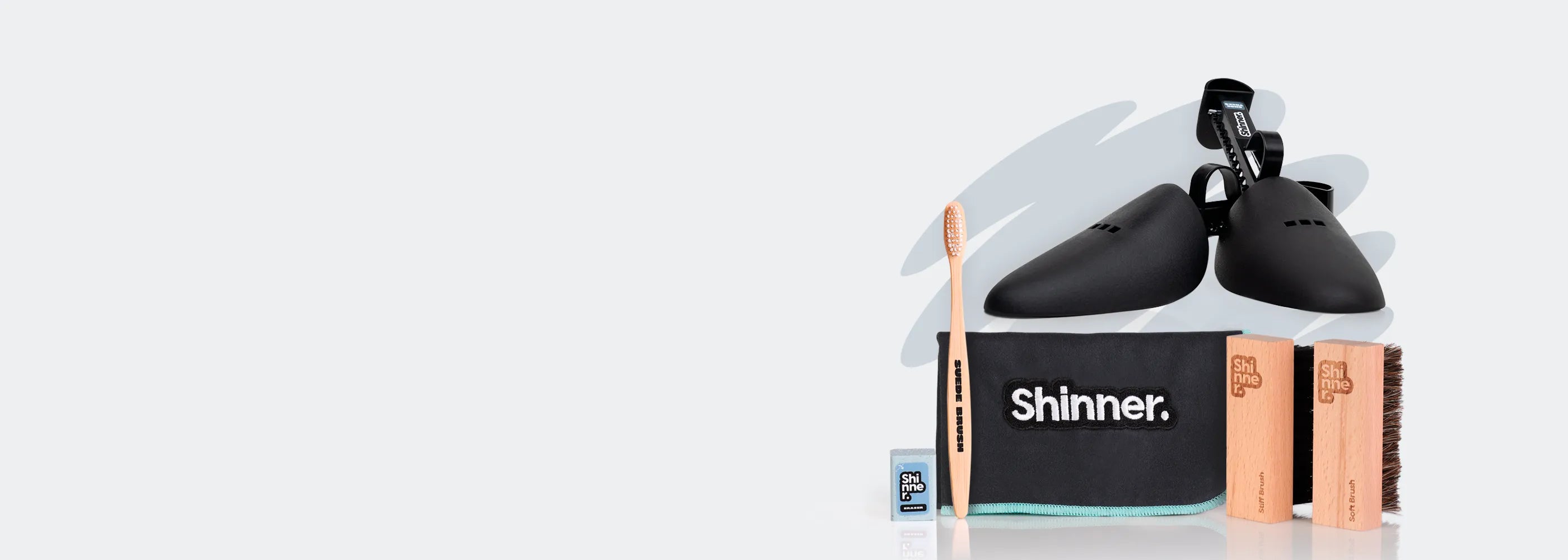 Línea de accesorios para limpieza de calzado Shinner.